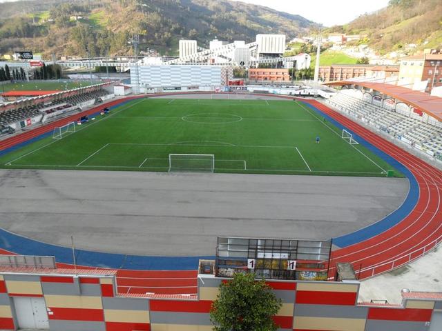 Estadio Hermanos Antuña