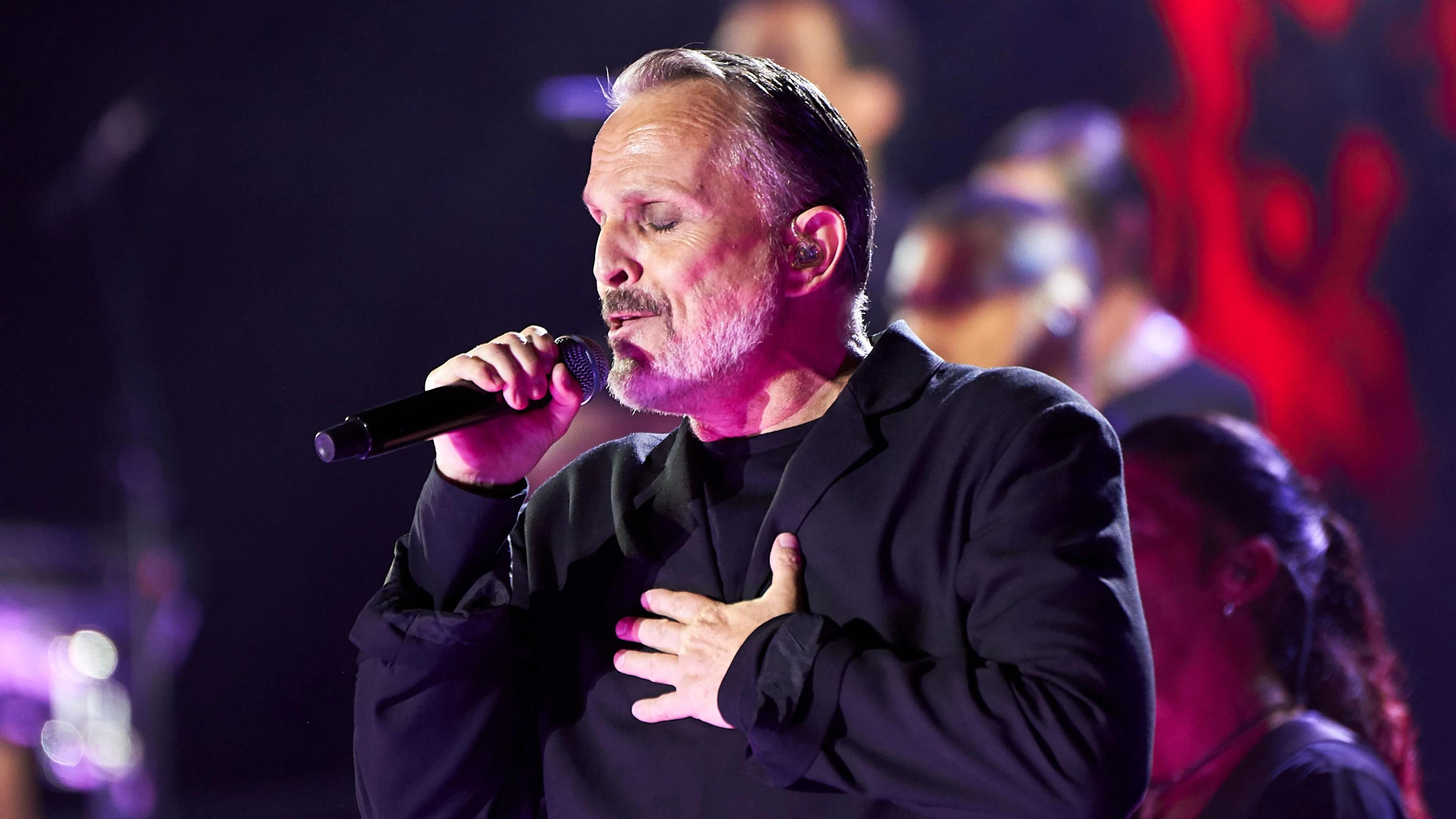 Miguel Bose - Icónica Santa Lucía
