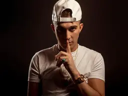 Arce's profile