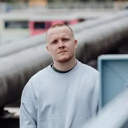Chris Stussy's profile