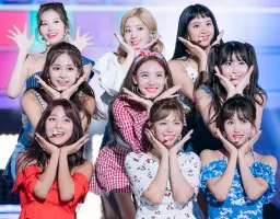 TWICE's profile