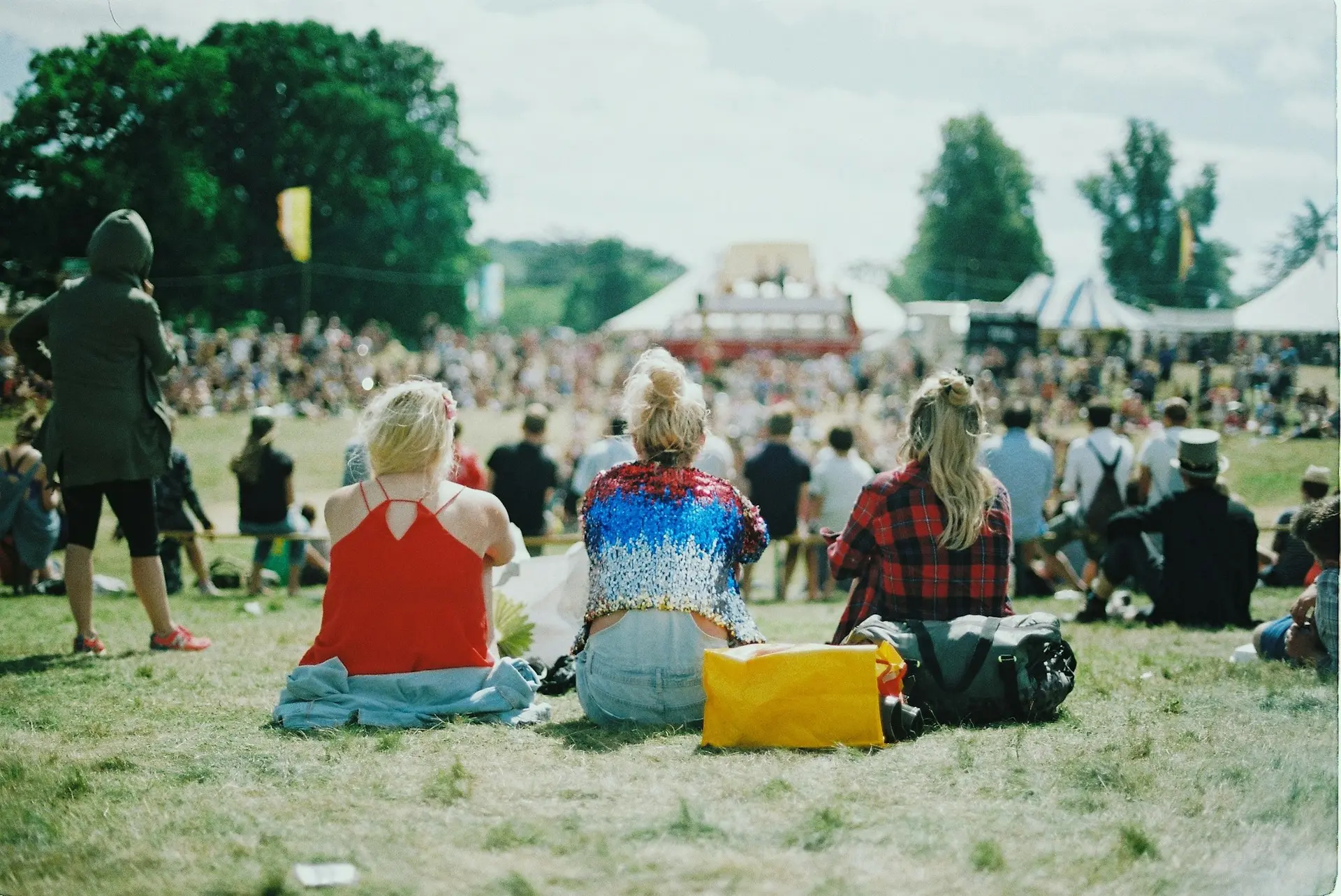 Qué llevar a un festival de música: la checklist completa