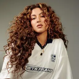 Tori Kelly